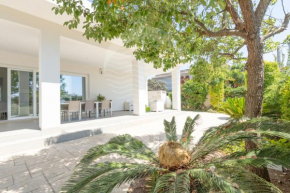 Villa Relax - Spiaggia a 500m Torre Lapillo